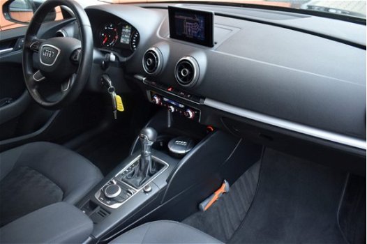 Audi A3 Sportback - 1.6 TDI Automaat Pro Line Navi/Xenon - 1