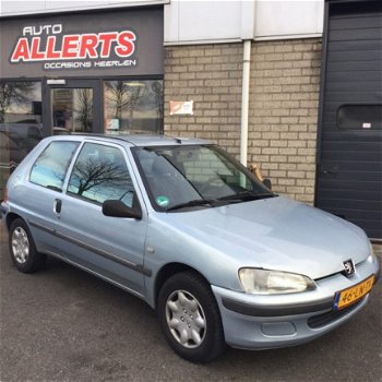 Peugeot 106 - XT 1.1 X - 1