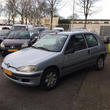 Peugeot 106 - XT 1.1 X - 1