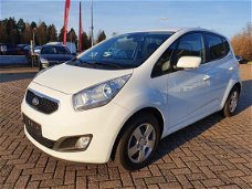 Kia Venga - 1.6 CVVT Plus Pack Navi Camera 4-Seizoensbanden