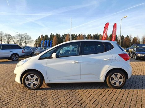 Kia Venga - 1.6 CVVT Plus Pack Navi Camera 4-Seizoensbanden - 1