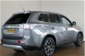 Mitsubishi Outlander - 2.0 PHEV 122 PK Business Edition CLIMA / CRUISE / LMV / PDC / NAVI / LEER / S - 1 - Thumbnail