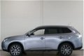 Mitsubishi Outlander - 2.0 PHEV 122 PK Business Edition CLIMA / CRUISE / LMV / PDC / NAVI / LEER / S - 1 - Thumbnail