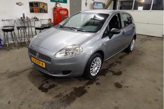 Fiat Punto - 1.4 5DR GRANDE AUTOMAAT ALS NIEUW - 1