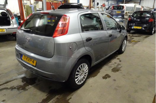 Fiat Punto - 1.4 5DR GRANDE AUTOMAAT ALS NIEUW - 1