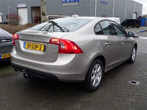 Volvo S60 - 2.0 D4 Kinetic - 1