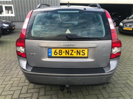 Volvo V50 - 2.0D Elite lees advertentie - 1