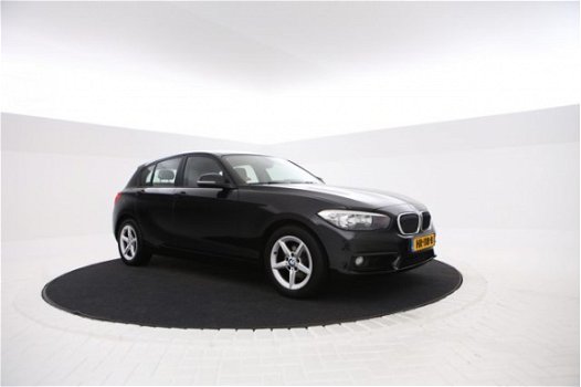BMW 1-serie - 118i EDE Corporate Lease Essential Automaat, 136Pk, Sportstoelen, Navigatie, Climate - 1