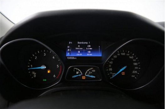 Ford Focus Wagon - 1.5 TDCI Titanium Edition Navigatie, Trekhaak, Cruise control - 1