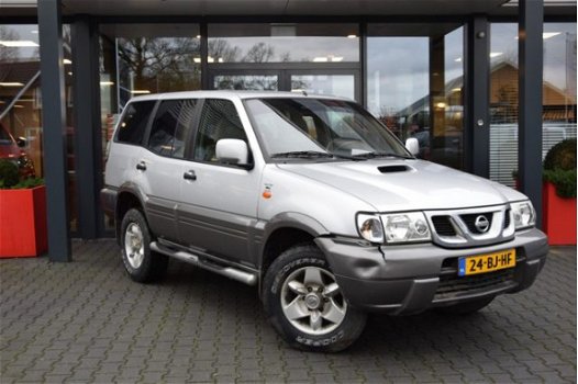 Nissan Terrano - 3.0 DI 5DRS LUXERY VAN - 1