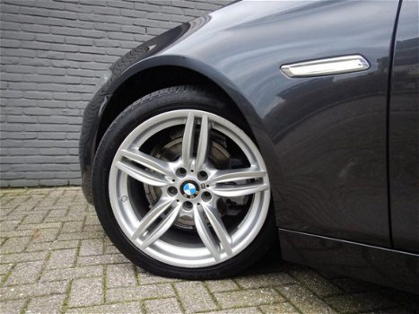 BMW 5-serie - 520D HIGH EXE M int.leder sport comfort int. proff navi stoelver - 1