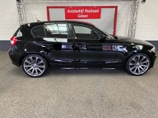 BMW 1-serie - 116I EXECUTIVE NAVI AIRCO 5DRS