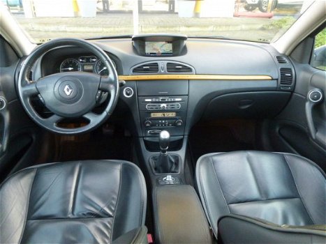 Renault Laguna - 2.0 16V TURBO Initiale / Schuif-Kanteldak / Leder / Xenon - 1