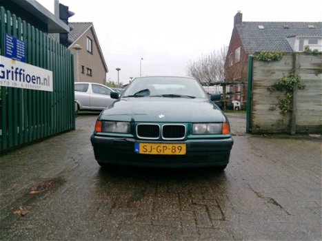 BMW 3-serie Compact - 316i Executive nette automaat Nieuwe APK bij aflevering - 1