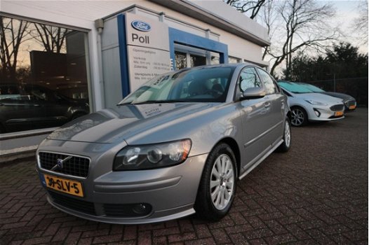 Volvo S40 - 2.4i 140pk Kinetic Dealeronderhouden 4drs - 1