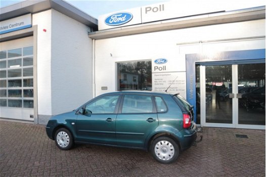 Volkswagen Polo - 1.4i 16v 75pk Dealeronderhouden Trhk 5drs - 1