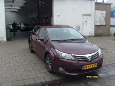 Toyota Avensis - 2.0 D-4D Business bj 2012 navi, leer camera