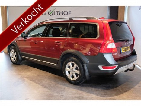 Volvo XC70 - 2.4 D5 Summum / SCHUIF-KANTEL /SUPER STAAT / NW RIEM / - 1