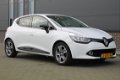 Renault Clio - 1.5 dCi ECO Night&Day / Navigatie / 1e Eigenaar / dealer onderhouden / PDC - 1 - Thumbnail