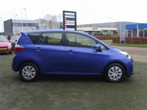 Toyota Verso S - 1.3 VVT-i Comfort elk ramen centrale deur 6 Bak trekhaak - 1