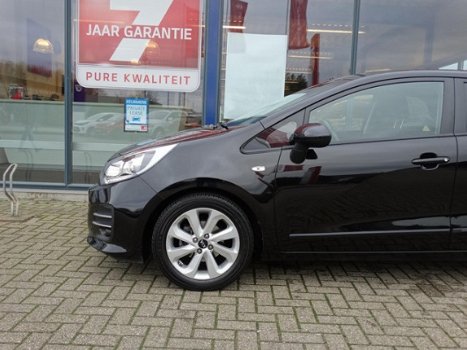 Kia Rio - 1.2 CVVT 84pk 5D DynamicLine / NAVI / CARKIT / - 1