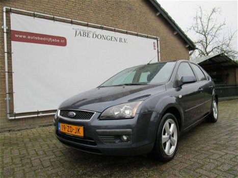 Ford Focus - 1.8 16V FLEXIFUEL AMBIENTE - 1