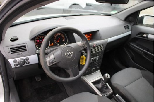 Opel Astra Wagon - 1.6i-16v Edition - 1