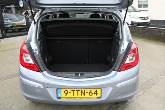 Opel Corsa - 1.4i-16v Business 5-drs - 1