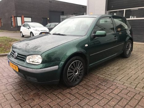 Volkswagen Golf - MET AIRCO en APK:27-07-2020 1.9 SDI - 1