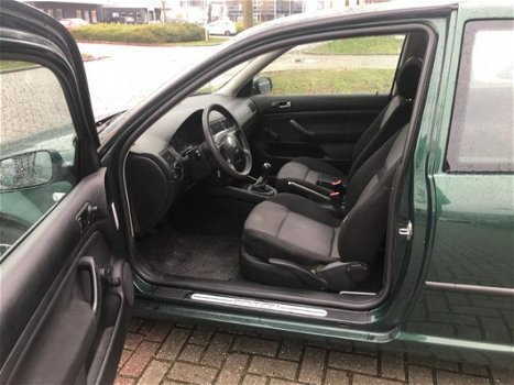 Volkswagen Golf - MET AIRCO en APK:27-07-2020 1.9 SDI - 1