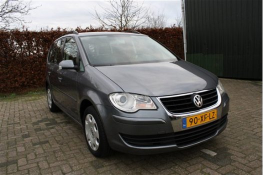 Volkswagen Touran - 1.9 TDI Comfortline Business NAVI - 1