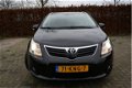 Toyota Avensis Wagon - 2.0 D-4D Dynamic NAVI met CAMERA / PANODAK - 1 - Thumbnail