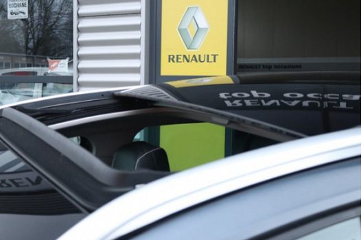 Renault Mégane Estate - TCe 130 Bose PANO-DAK|TREKHAAK|CAMERA|HEAD-UP DISPLAY - 1
