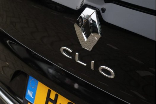 Renault Clio Estate - TCe 90 Iconic | Leder | Clima | Stoelverw. | LM velgen 17