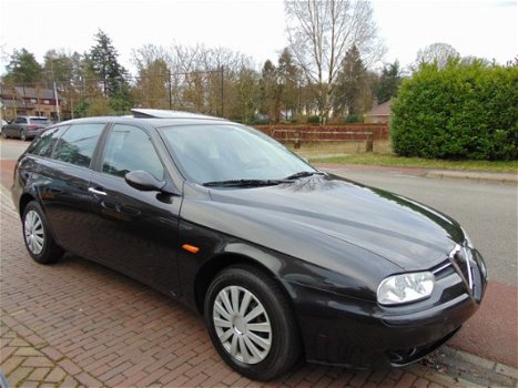 Alfa Romeo 156 Sportwagon - 1.6 T.Spark Impression Airco / Cruise / Schuifdak / Elec.Pakket APK 13-0 - 1