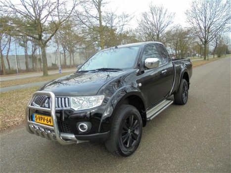 Mitsubishi L 200 - 2.5 DI-D Club Cab Intense AIRCO - 1