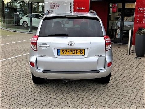 Toyota RAV4 - 2.0 VVT-i 2WD Dynamic - 1