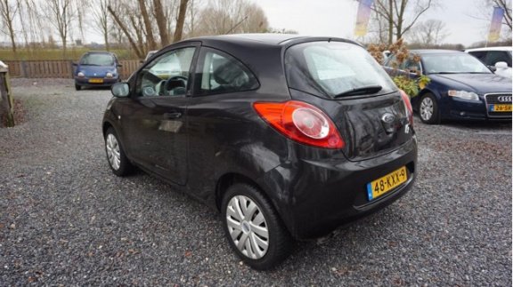 Ford Ka - 1.2 Titanium zeer nette ka met airco 98dkm nl-auto stuur-bk cv en el-ramen 2010 - 1