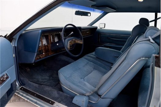 Lincoln Continental - 2D Coupe Mark V - 1