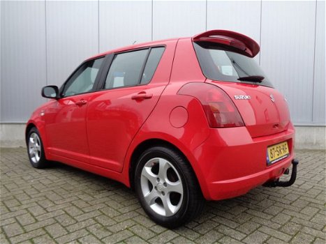 Suzuki Swift - 1.5 Exclusive 102PK Airco 5DRS LMV - 1