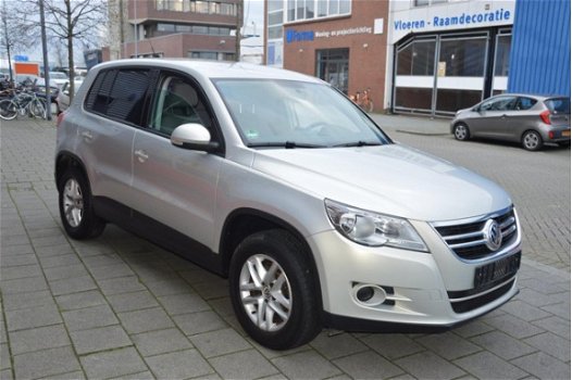 Volkswagen Tiguan - 1.4 TSI Comfortline Business Navigatie I Airco I Sport velgen I Dealer onderhoud - 1