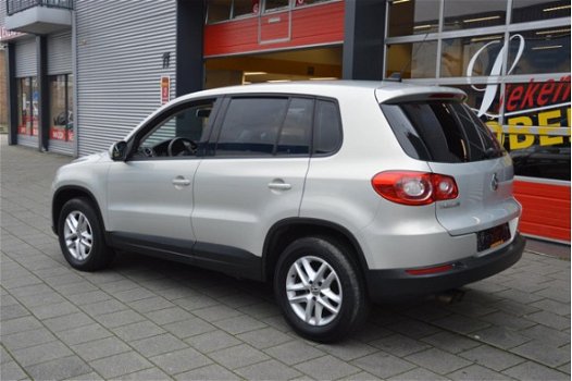 Volkswagen Tiguan - 1.4 TSI Comfortline Business Navigatie I Airco I Sport velgen I Dealer onderhoud - 1