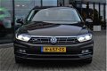 Volkswagen Passat Variant - 2.0 TDI 150PK Business Edition R-Line, Groot-Navigatie, LED, Camera - 1 - Thumbnail