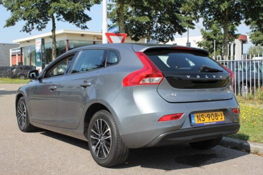 Volvo V40 - 2.0 D2 Nordic+ - 1