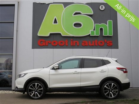 Nissan Qashqai - 1.5 dCi Tekna Trekhaak Panoramadak Achteruitrijcamera Leder Stoelverw Navi Clima DA - 1