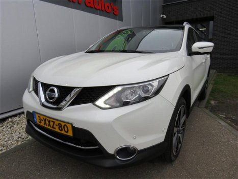 Nissan Qashqai - 1.5 dCi Tekna Trekhaak Panoramadak Achteruitrijcamera Leder Stoelverw Navi Clima DA - 1