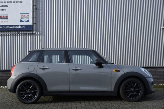 Mini Mini One - D 1.5 Business navigatie, cruise control, bluetooth - 1