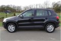 Volkswagen Tiguan - 1.4 TSI Comfort&Design zeer netjes en zéér veel luxe Trekhaak - 1 - Thumbnail