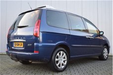 Peugeot 807 - 2.0 16V 140pk Automaat 7Pers. Norwest ECC, Half Leder, Trekhaak, Navigatie