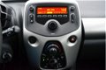 Peugeot 108 - 1.0 e-VTi 5Drs Active Airco, Telefonie, Sportstoelen, LED, Dealer Onderhouden - 1 - Thumbnail